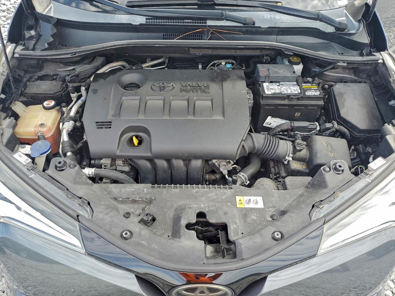 Toyota C-HR Xle Image 5