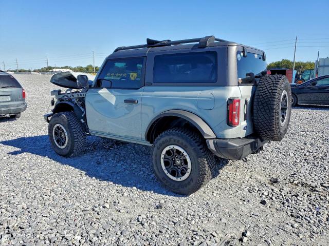 Ford Bronco Base Image 3