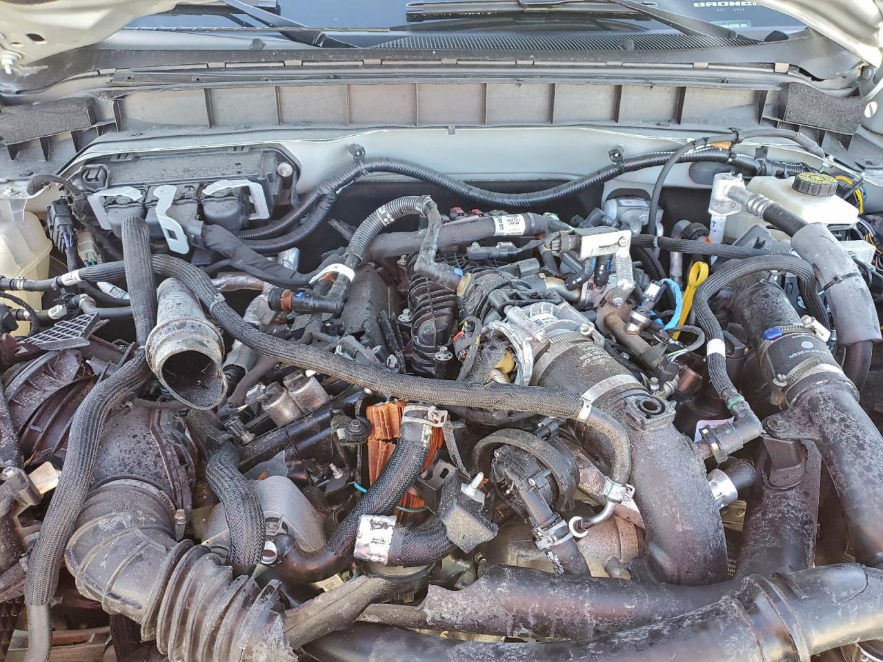 Ford Bronco Base Image 11