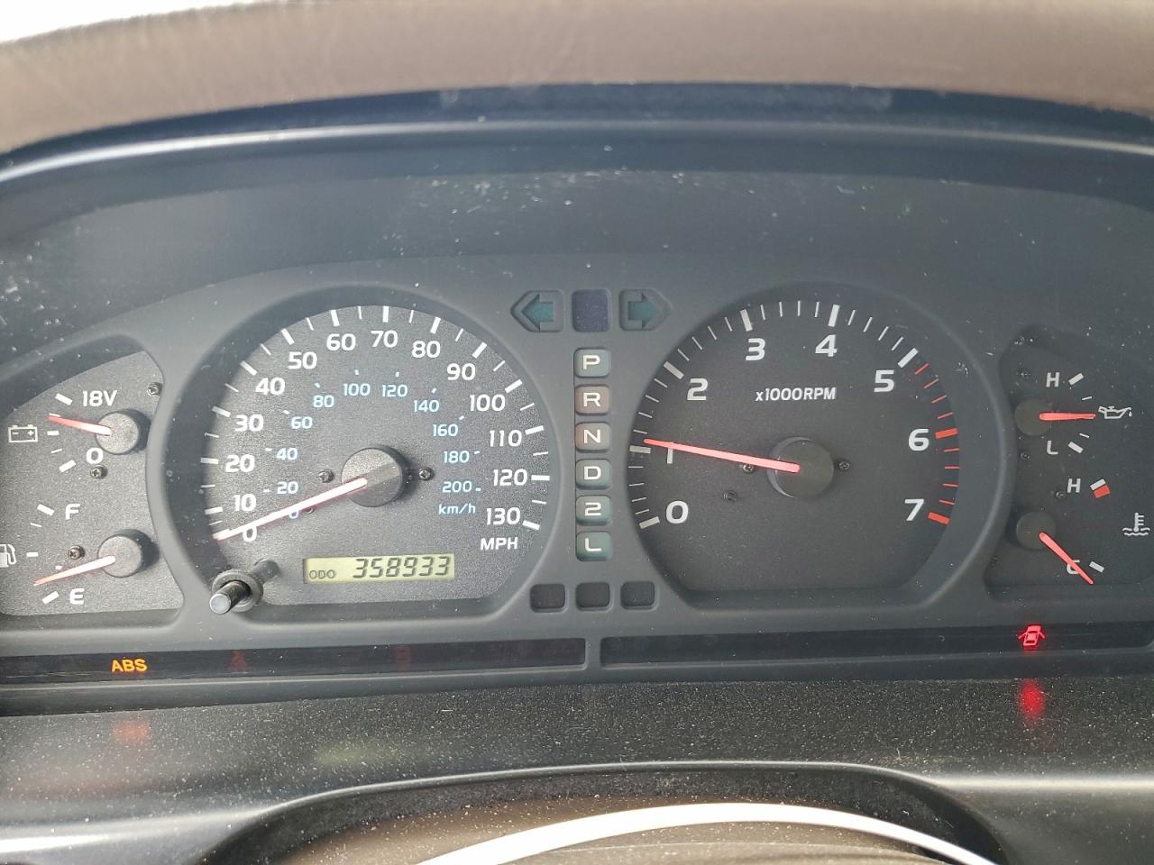 Toyota Land Cruis Image 12