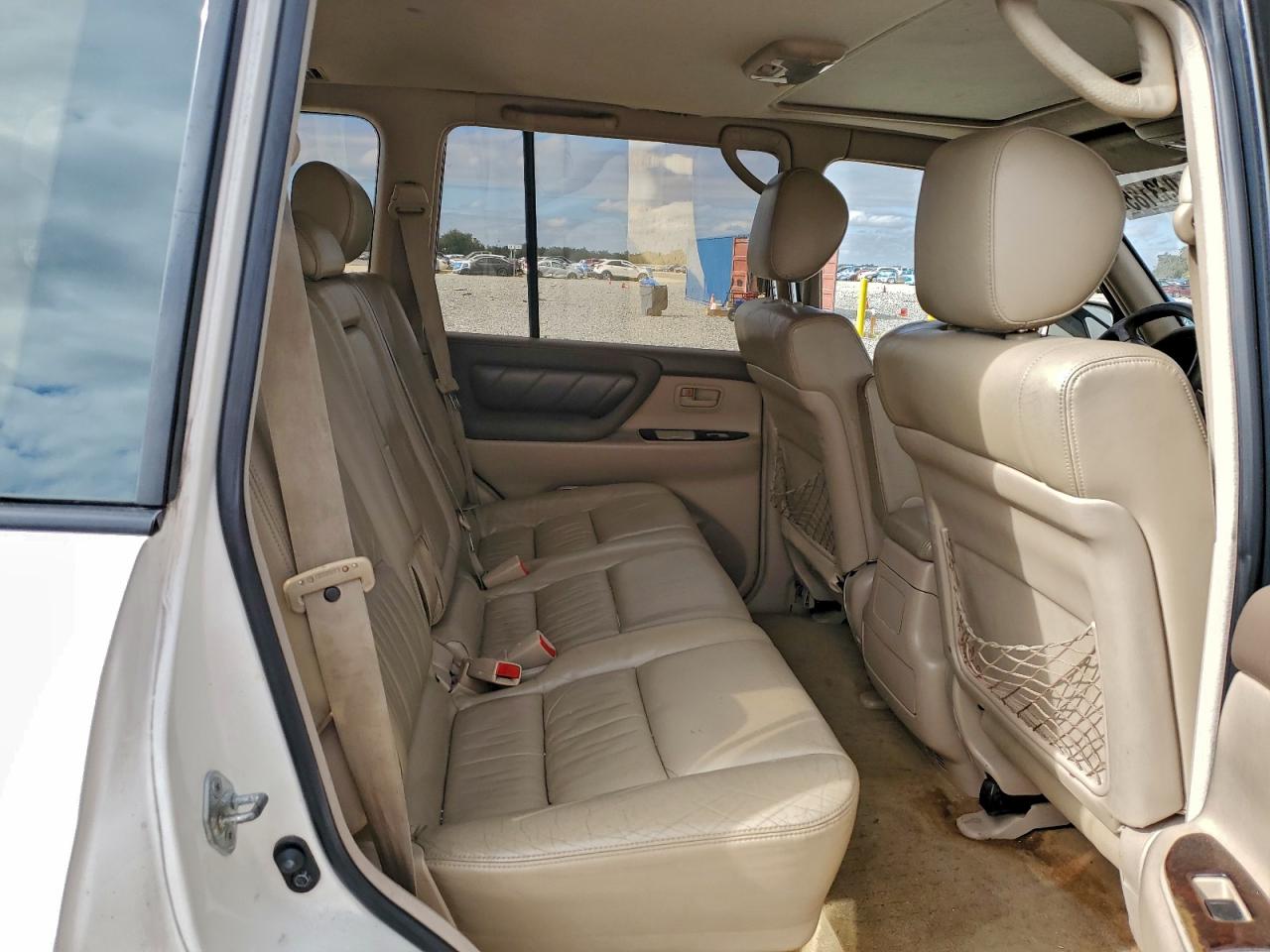 Toyota Land Cruis Image 5