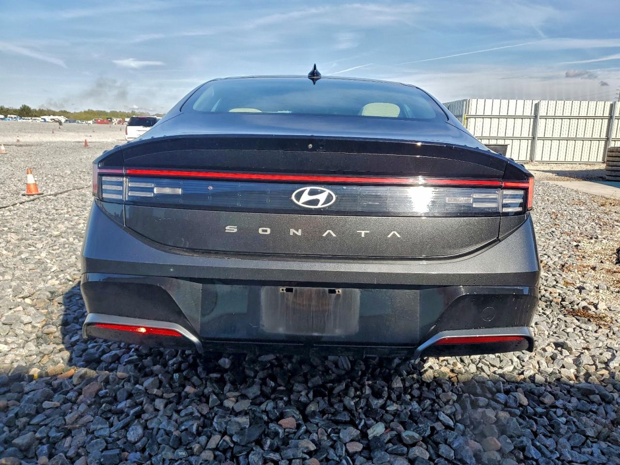 Hyundai SONATA Sel Image 11