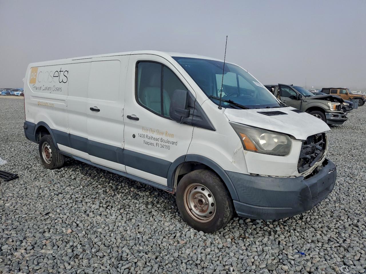 Ford Transit T-250 Image 7