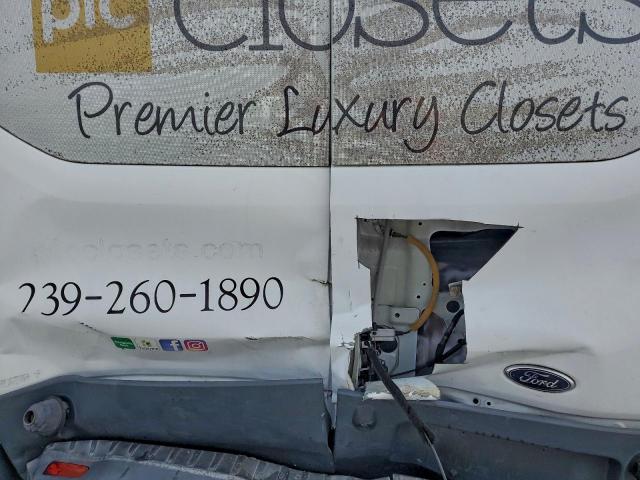 Ford Transit T-250 Image 12