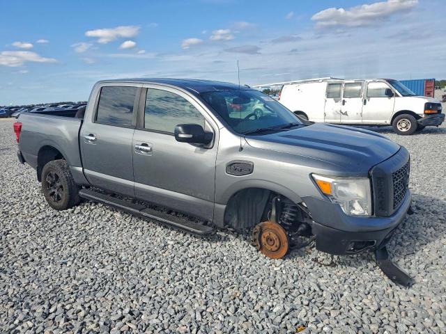 Nissan Titan Sv Image 12