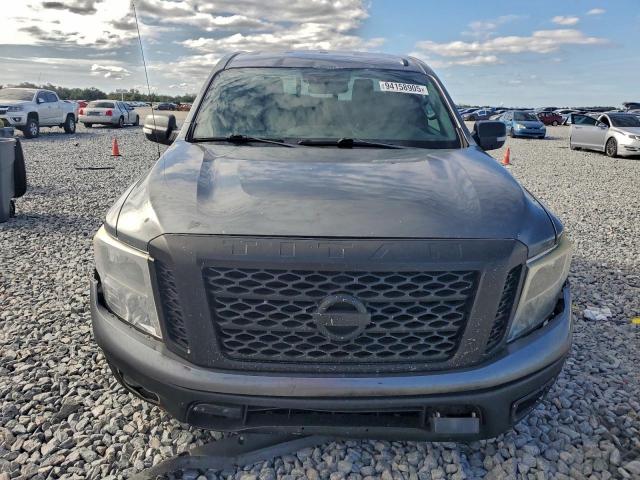 Nissan Titan Sv Image 8