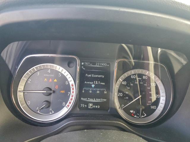 Nissan Titan Sv Image 4