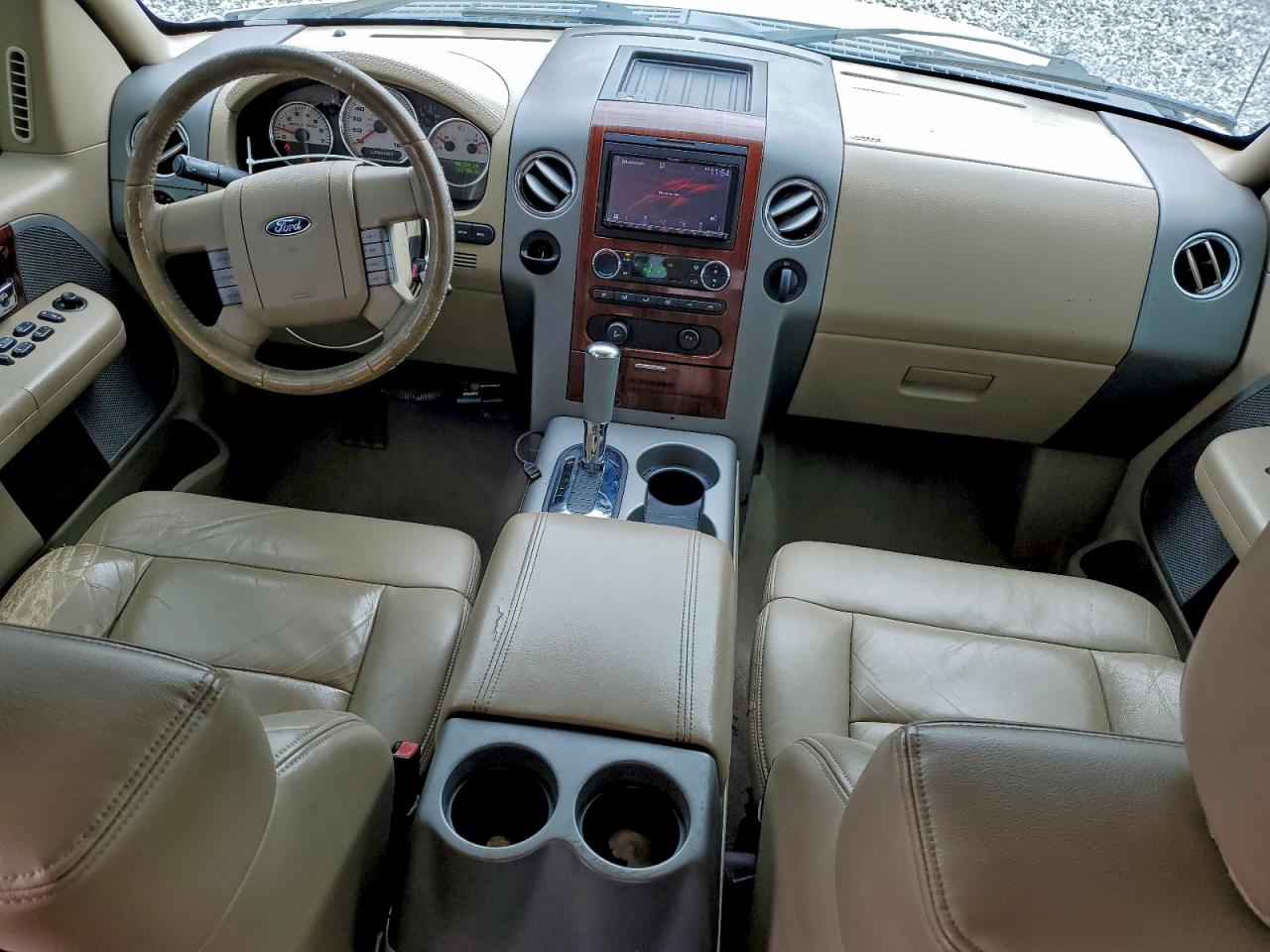 Ford F-150 Supercrew Image 7