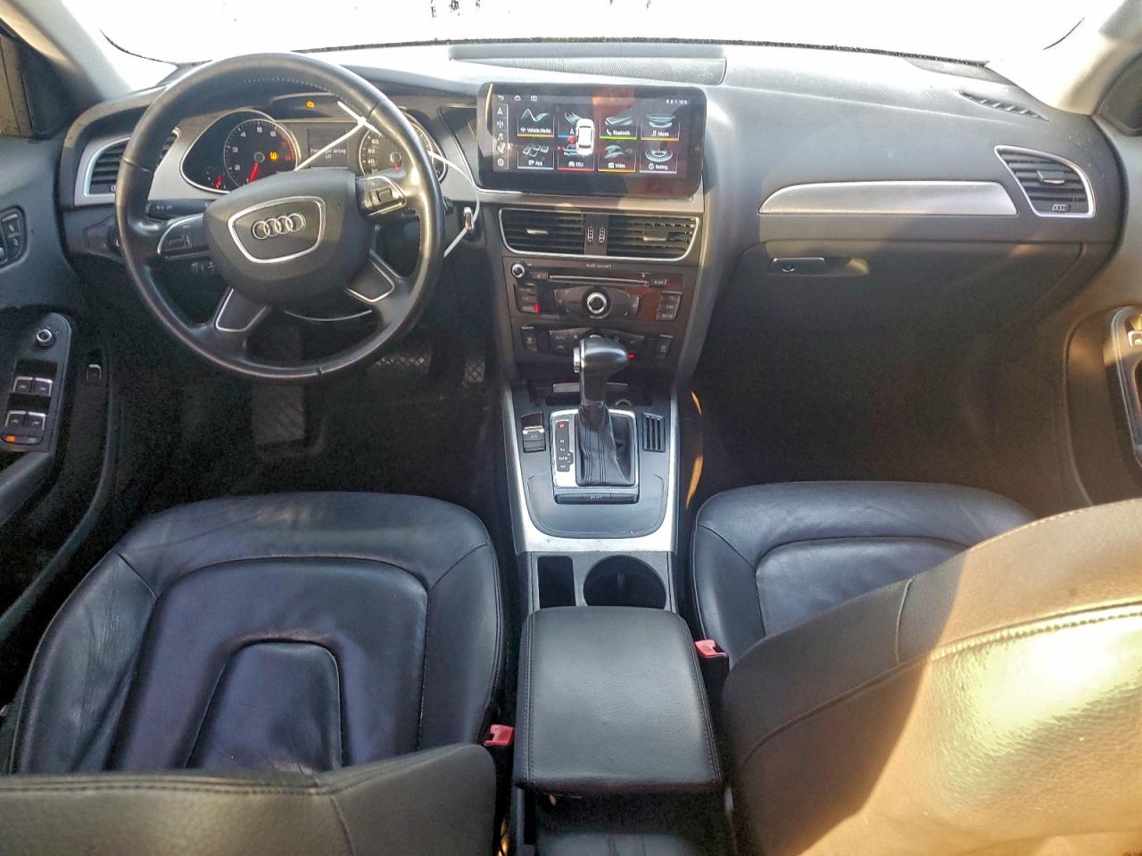 Audi A4 Premium Image 8