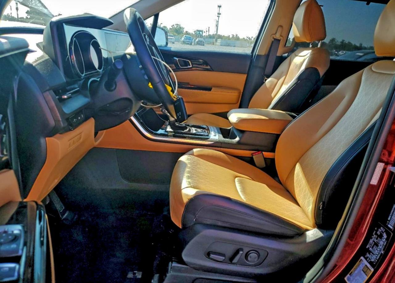 Kia Carnival Ex Image 5