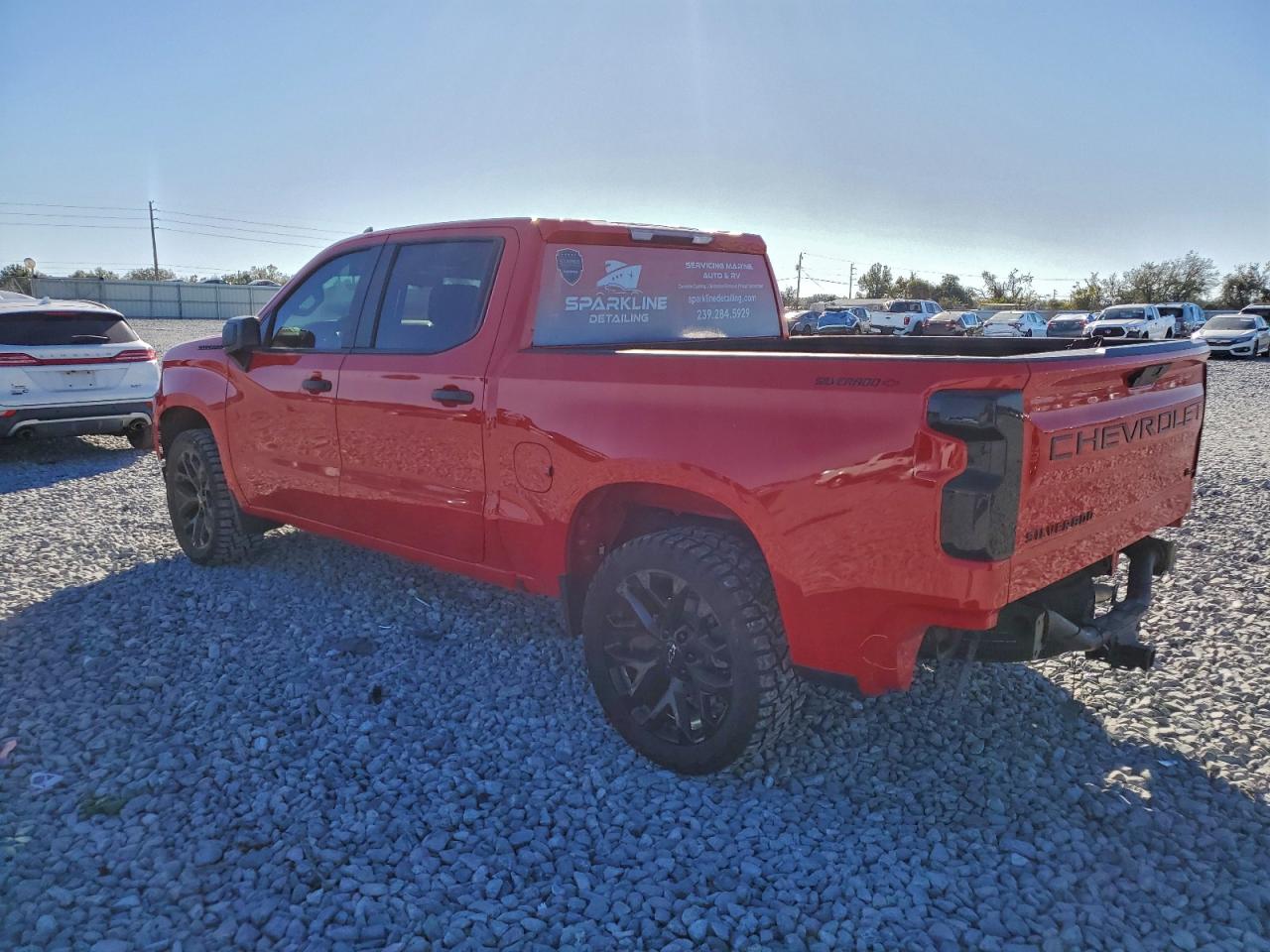 Chevrolet Silverado C1500 Custom Image 4