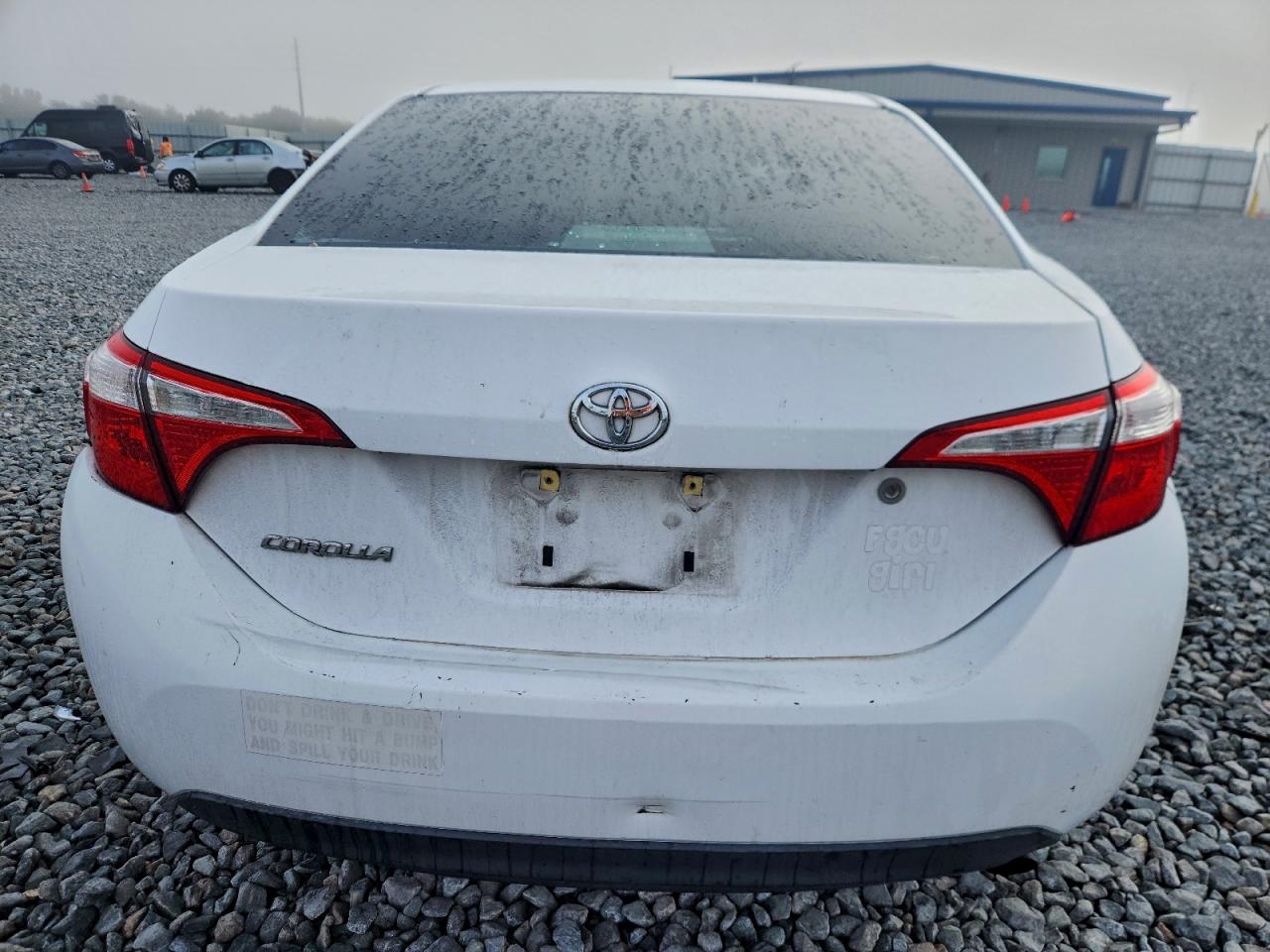 Toyota Corolla L Image 4