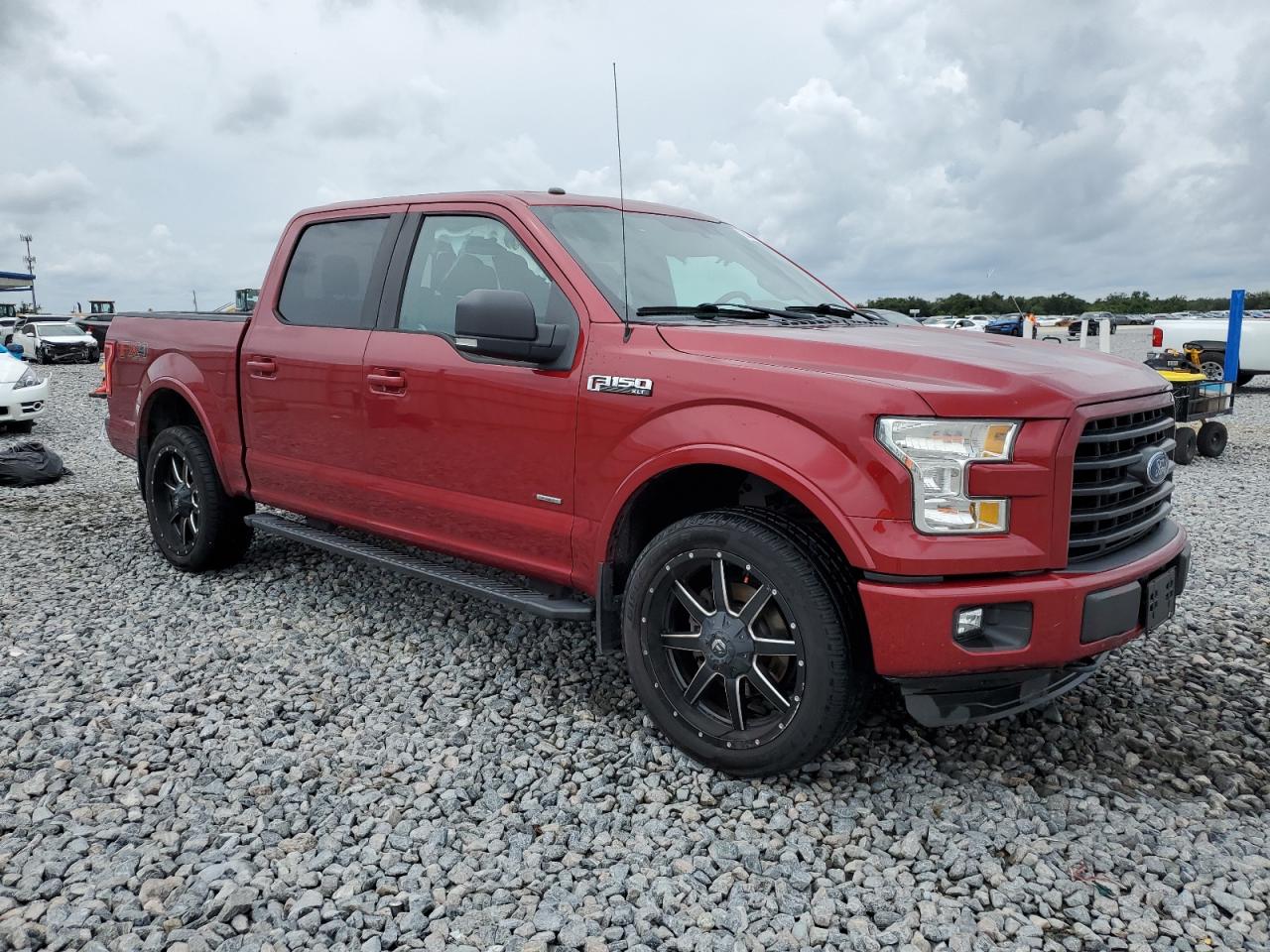 Ford F-150 Supercrew Image 4