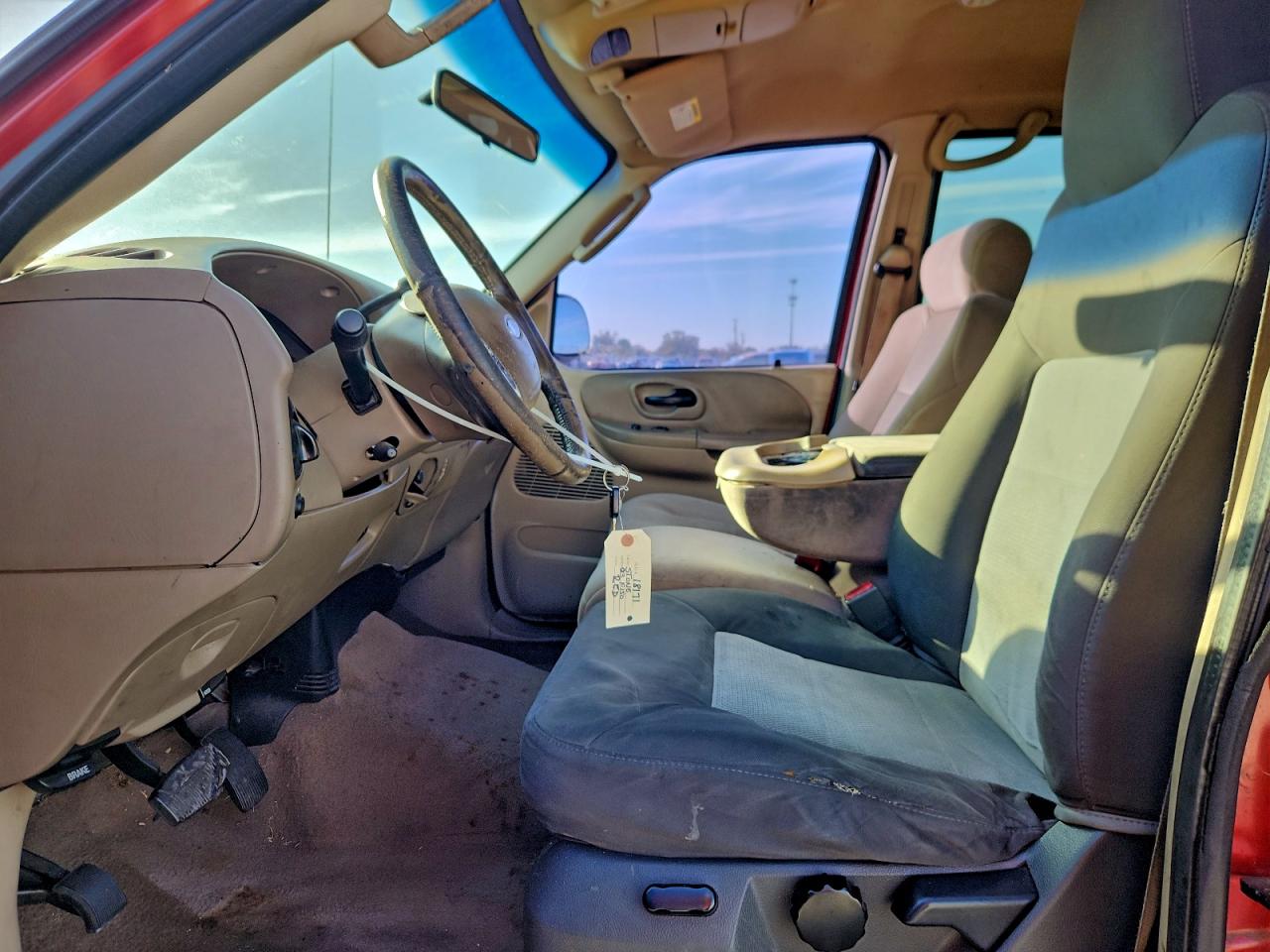 Ford F-150 Supercrew Image 3