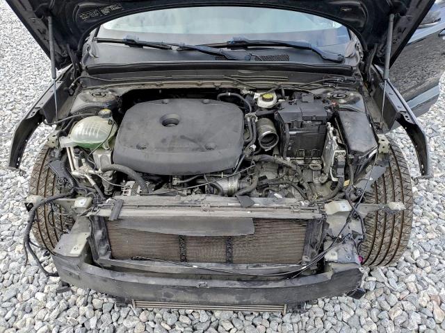 Volvo XC40 T4 Momentum Image 9