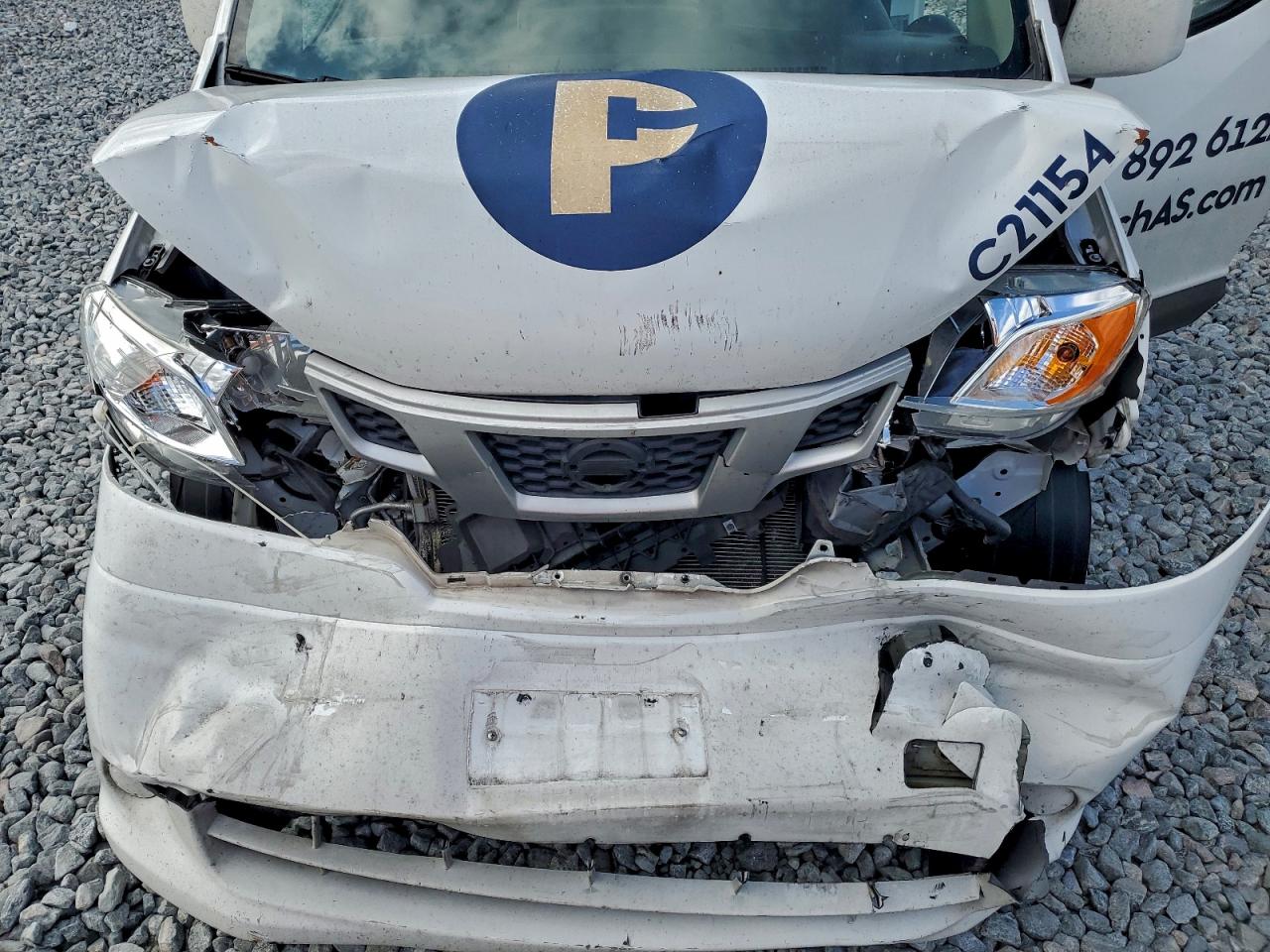 Nissan Nv 2.5s Image 9