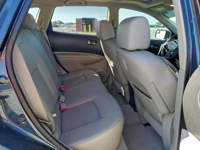 Nissan Rogue S Image 7