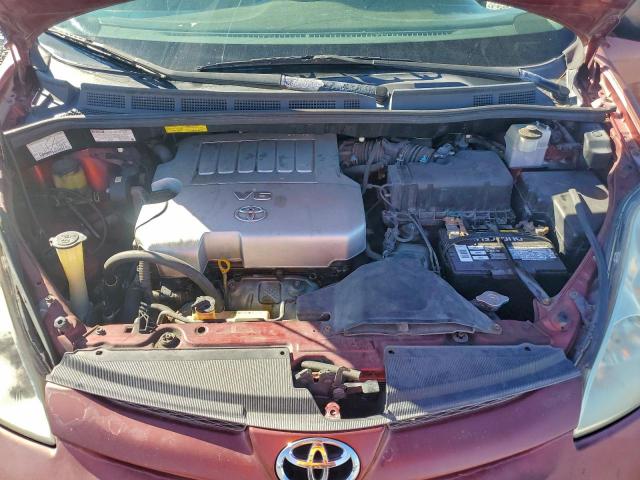 Toyota Sienna Ce Image 9