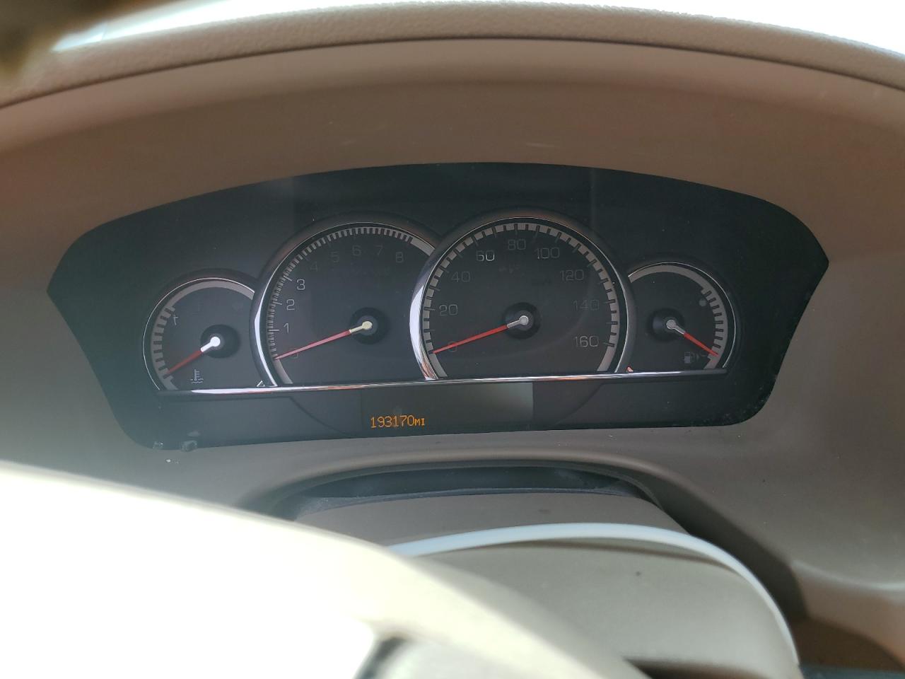 Cadillac STS Luxury Image 11