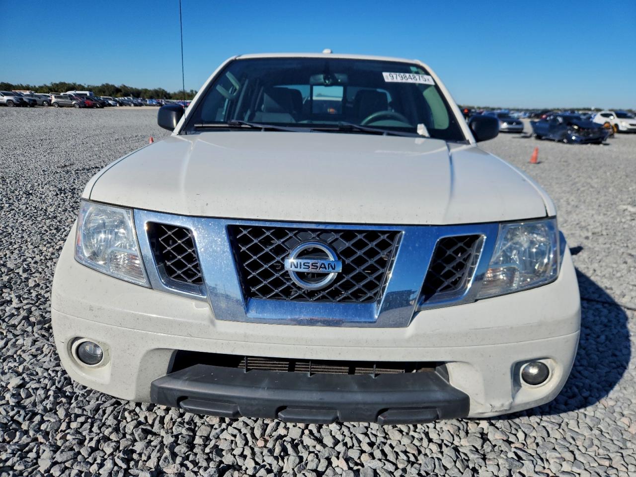 Nissan Frontier S Image 10
