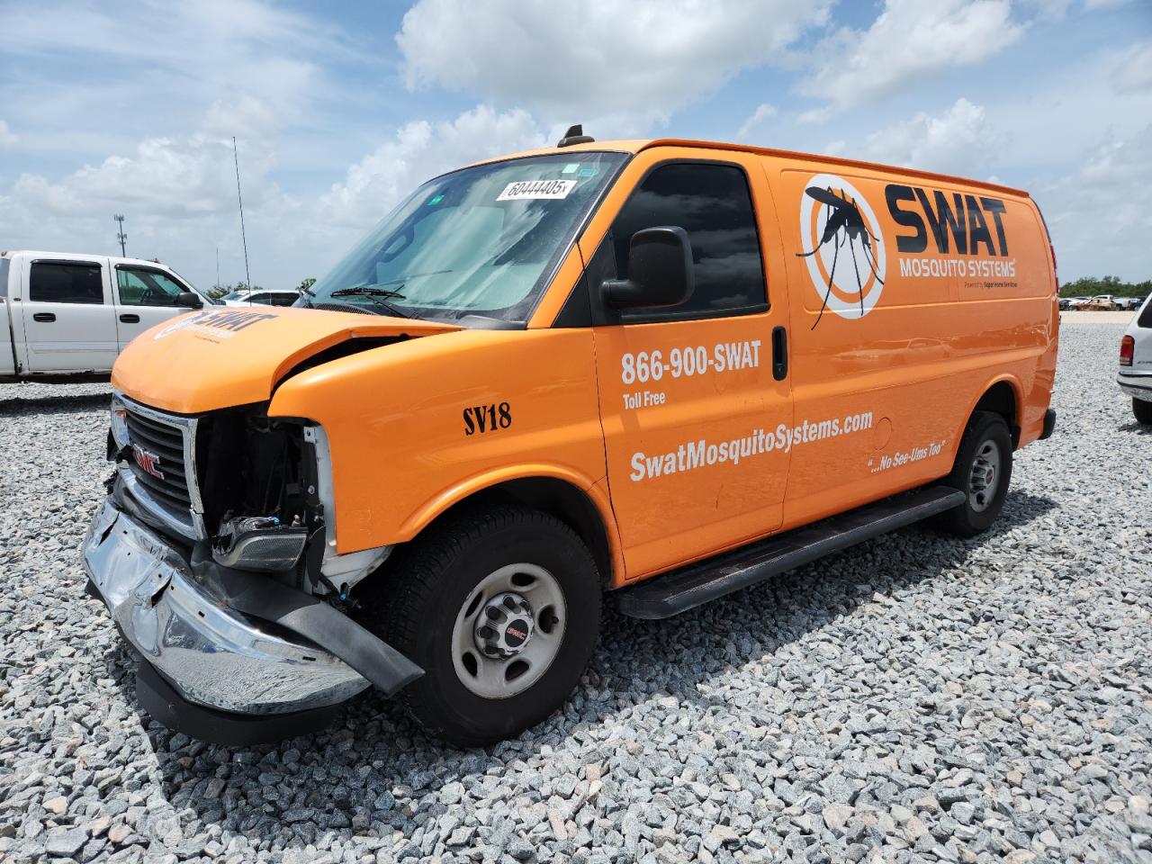 GMC Savana G2500 Image 1