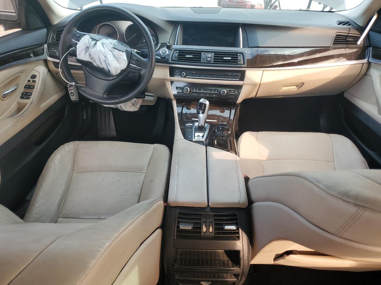 BMW 5 Series I Image 9