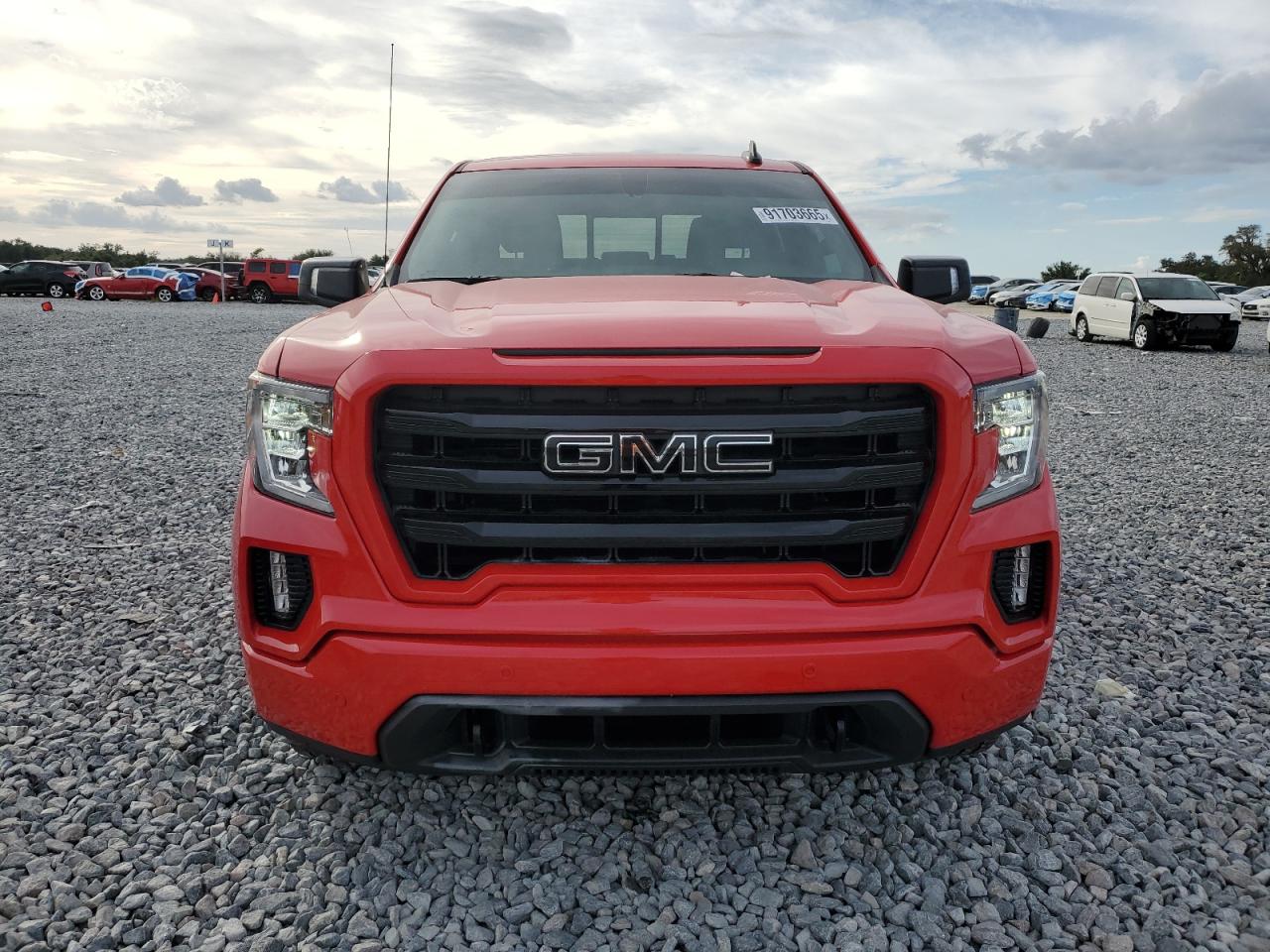 GMC Sierra C1500 Elevation Image 2