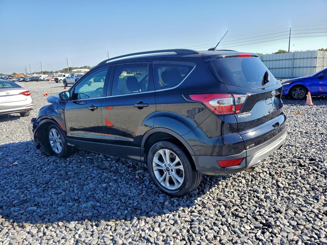 Ford Escape Se Image 8