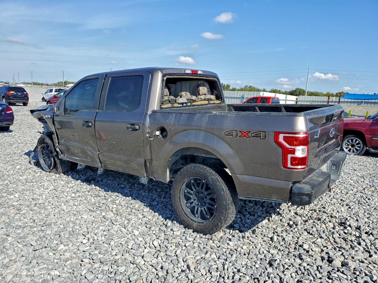 Ford F-150 Supercrew Image 11