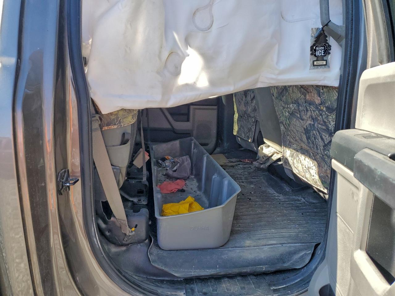 Ford F-150 Supercrew Image 8