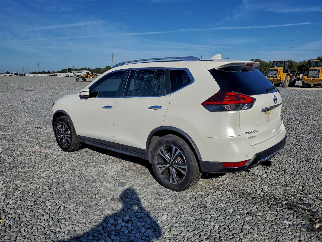 Nissan Rogue S Image 7