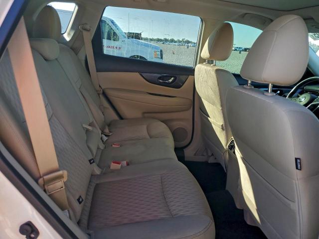 Nissan Rogue S Image 10