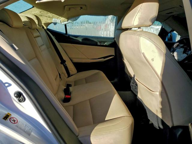 Lexus Is 300 Image 8