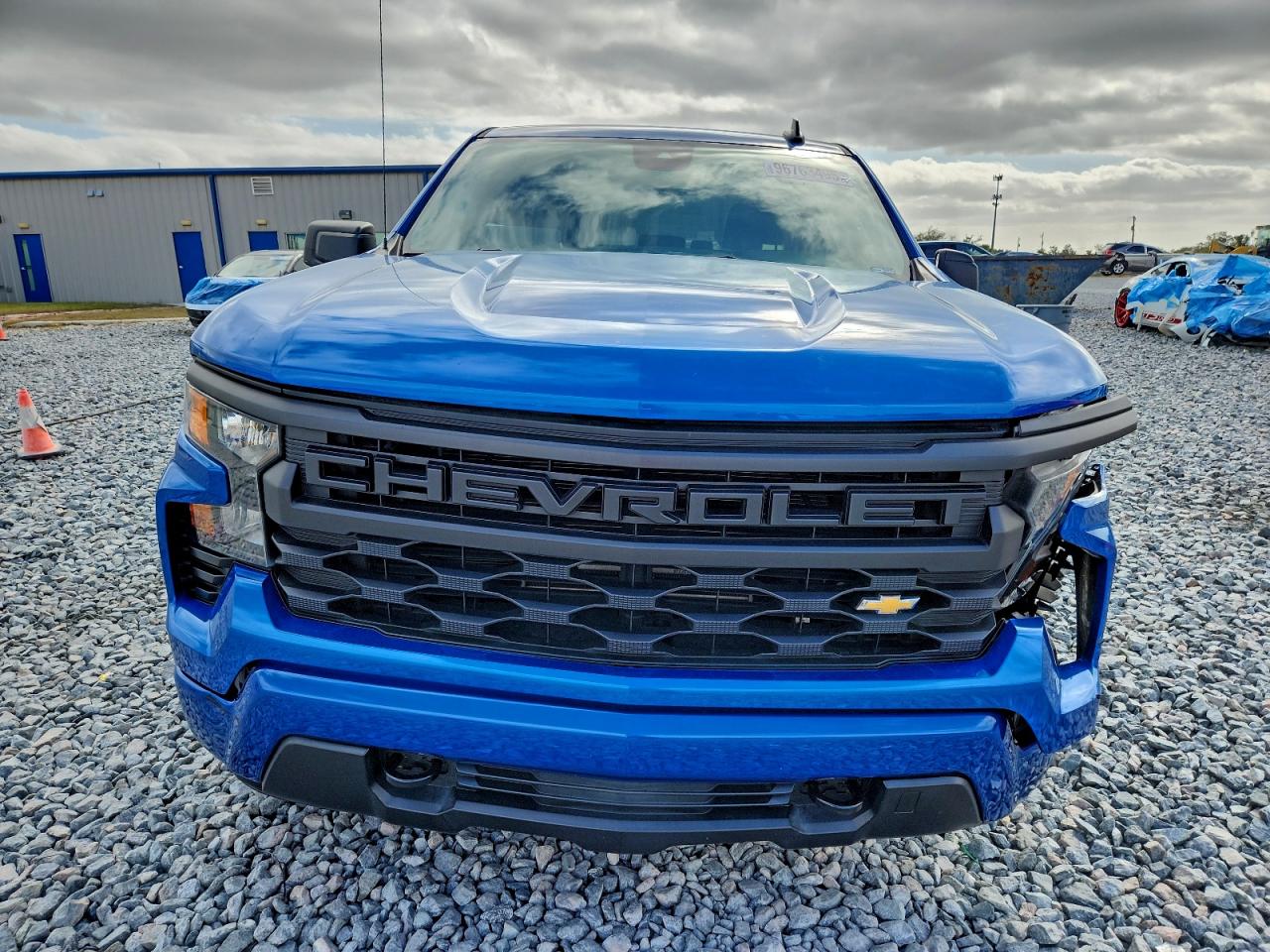Chevrolet Silverado K1500 Custom Image 11