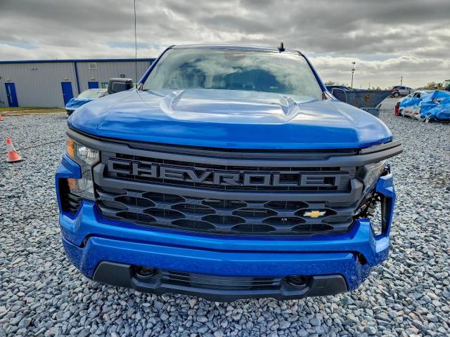 Chevrolet Silverado K1500 Custom Image 11