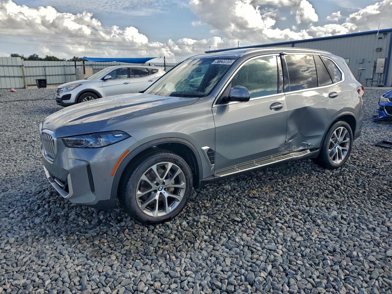 BMW X Series Xdrive40i Image 1