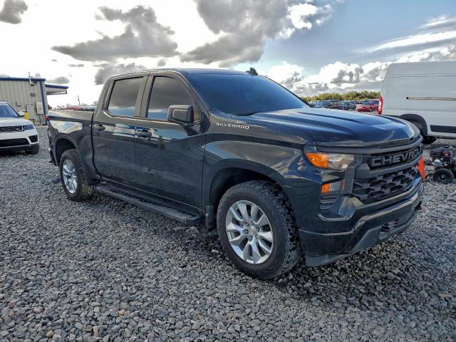 Chevrolet Silverado C1500 Custom Image 3