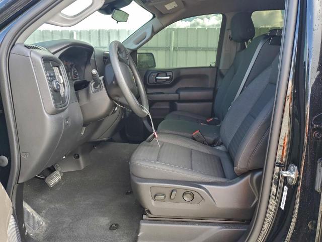 Chevrolet Silverado C1500 Custom Image 12