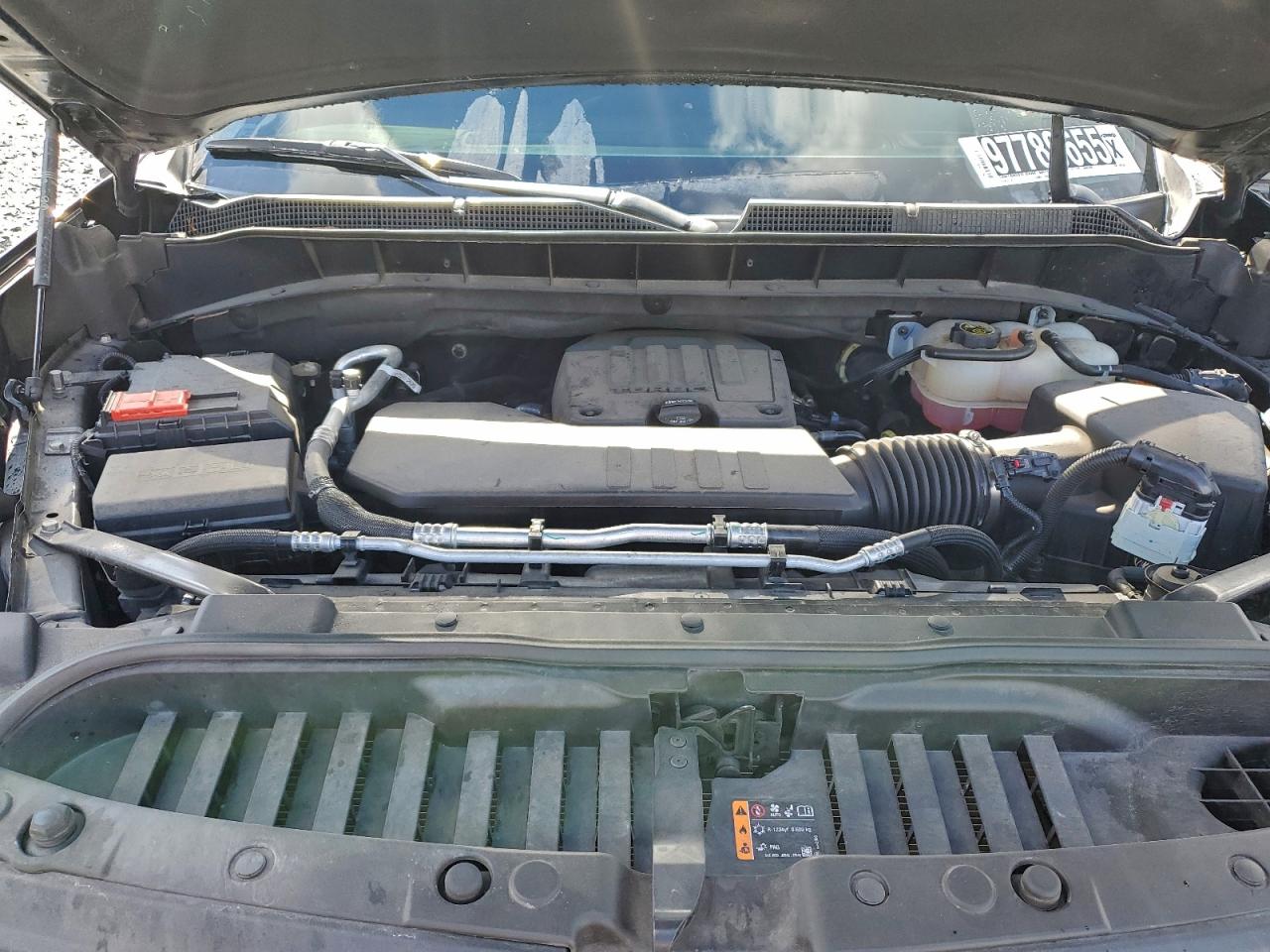 Chevrolet Silverado C1500 Custom Image 8