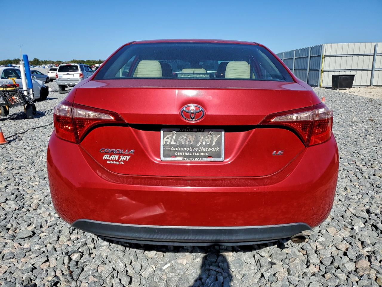 Toyota Corolla L Image 2