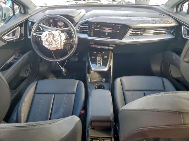 Audi Q4 Premium Plus Image 7