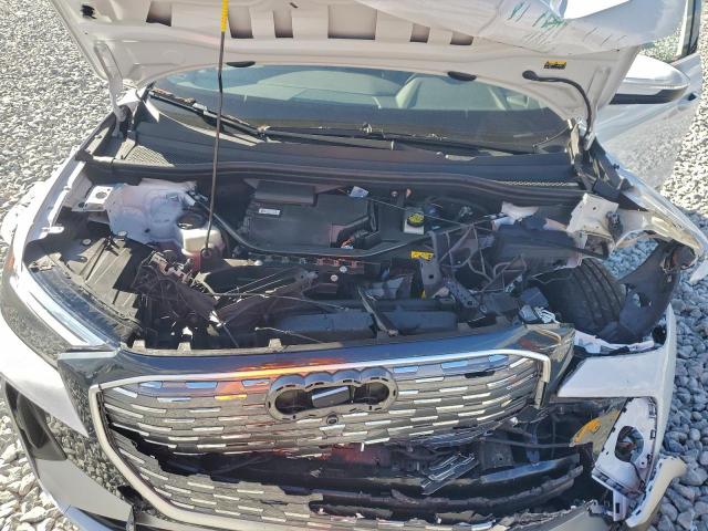 Audi Q4 Premium Plus Image 4