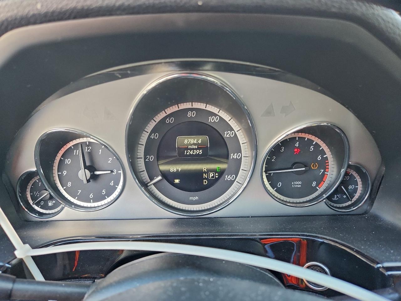 Mercedes-Benz E-Class 350 4matic Image 4