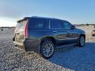 Cadillac Escalade Luxury Image 3