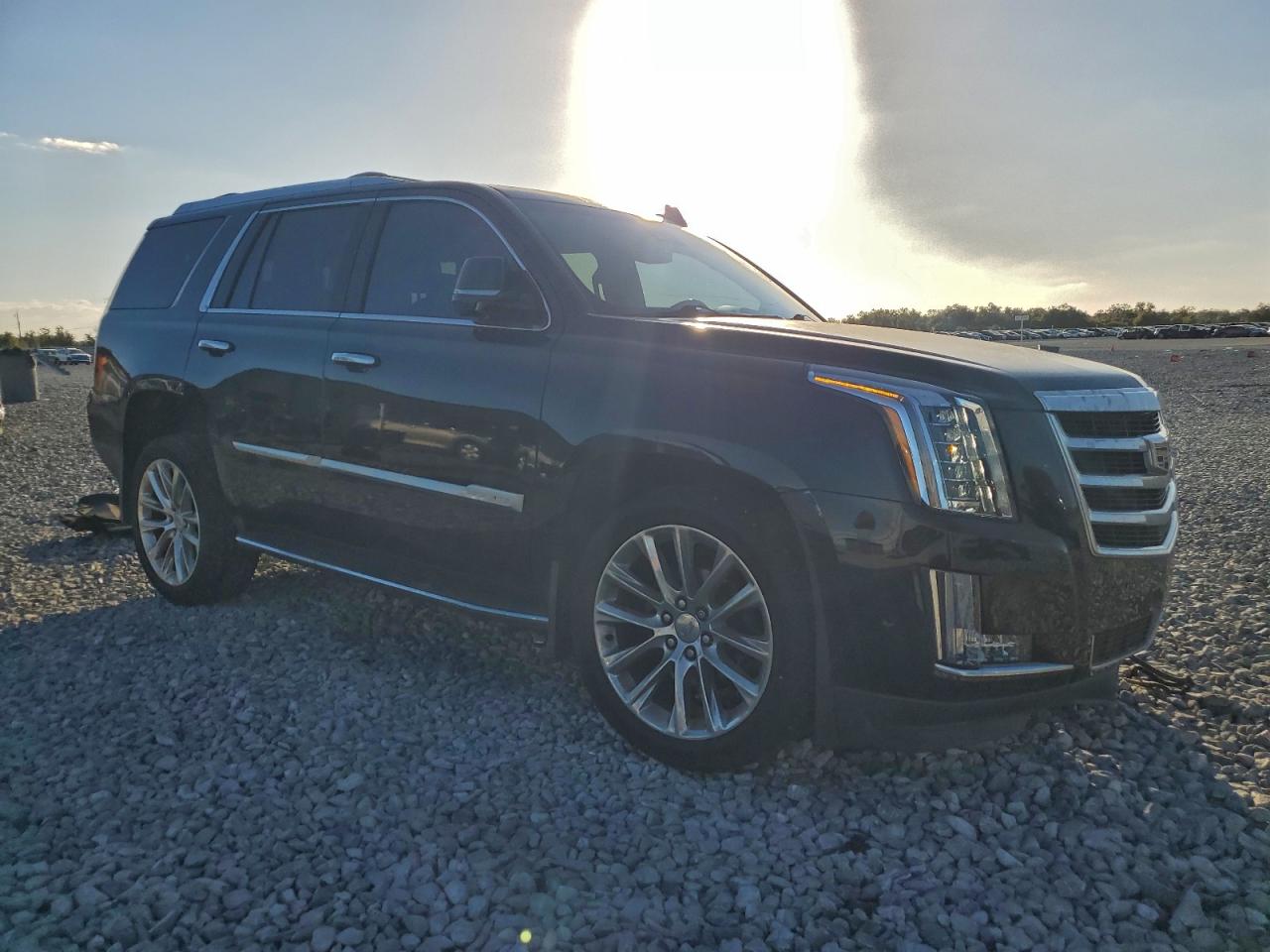 Cadillac Escalade Luxury Image 5