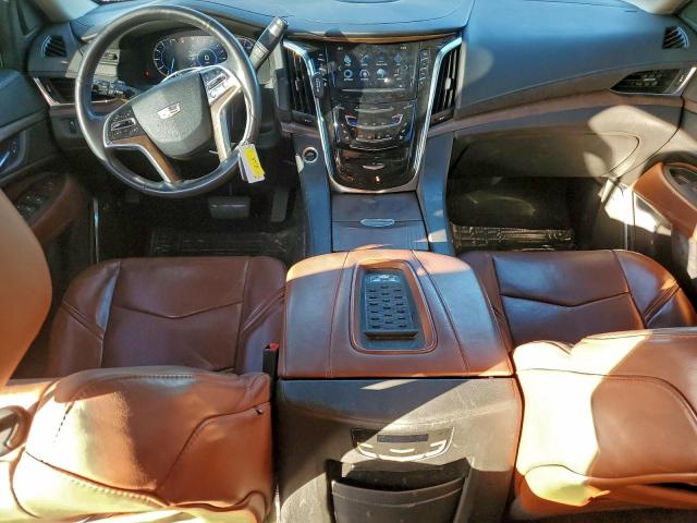 Cadillac Escalade Luxury Image 4