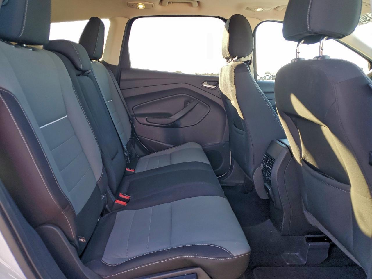 Ford Escape Se Image 9