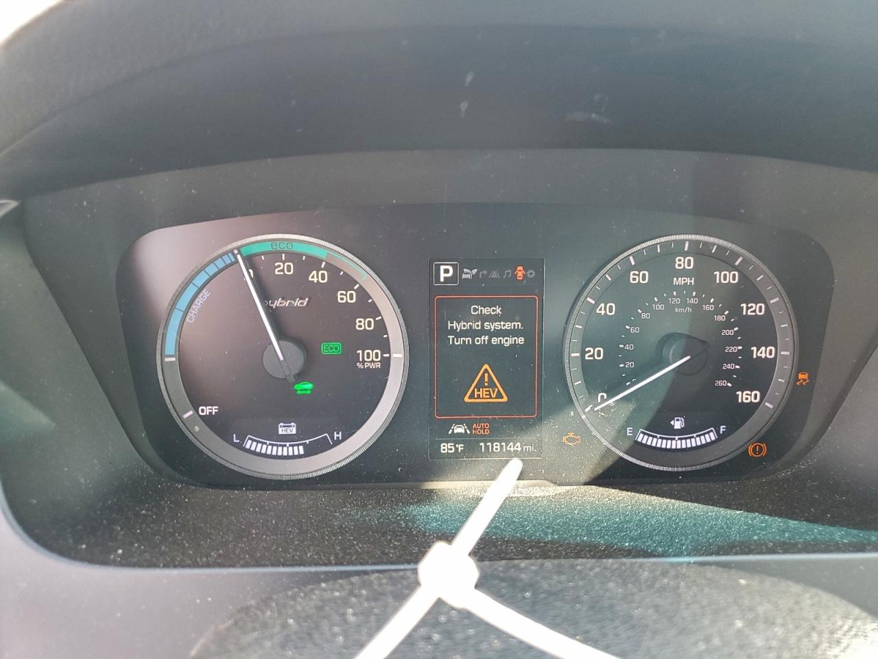 Hyundai SONATA Hybrid Image 8