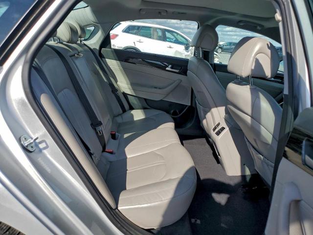 Hyundai SONATA Hybrid Image 6