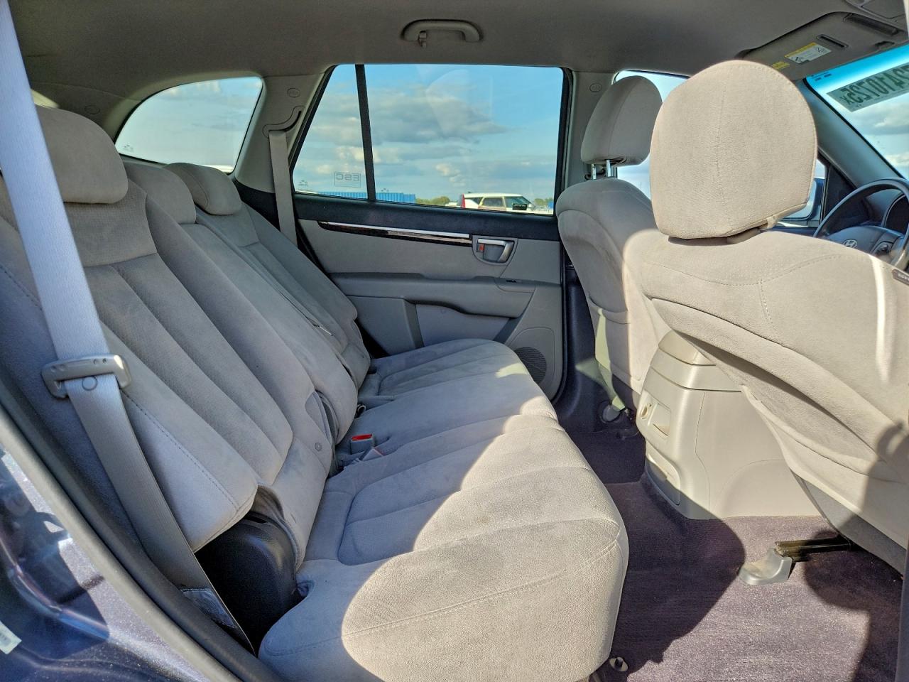 Hyundai SANTA FE Gls Image 7